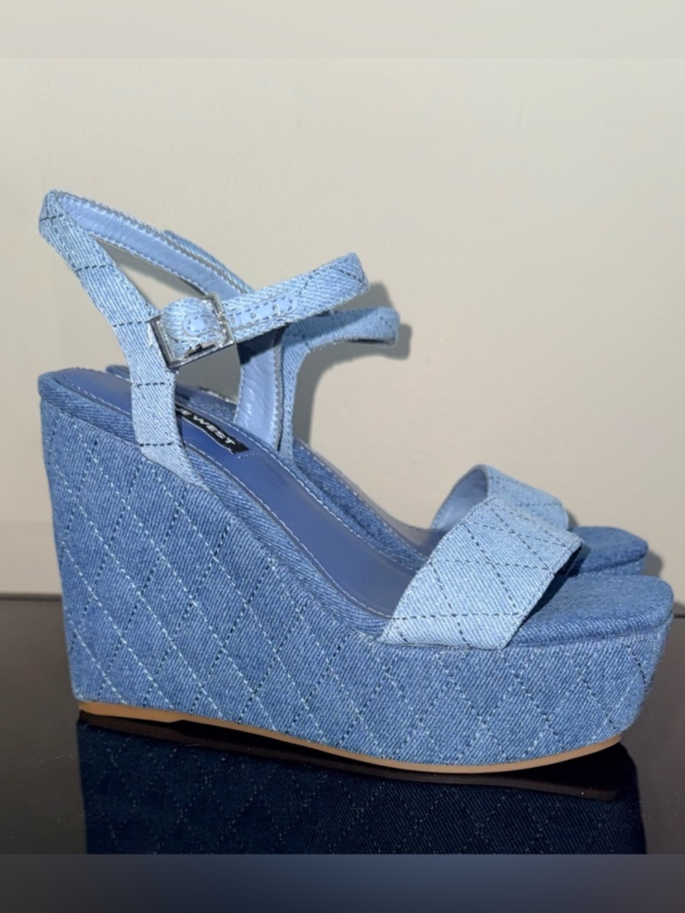 Nine West Nila Quilted Denim Platform Sandals Size 6.5 – Light Blue